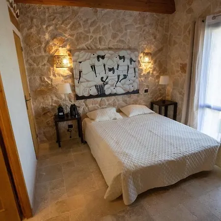 Le Sommet De La Tour, Vue, Calme Et Chevaux Apartment Montlaux