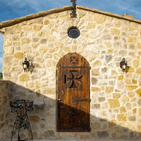 Le Sommet De La Tour, Vue, Calme Et Chevaux Apartment *