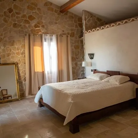 Apartment Le Sommet De La Tour, Vue, Calme Et Chevaux Montlaux