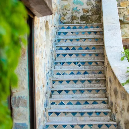 Apartment Le Sommet De La Tour, Vue, Calme Et Chevaux