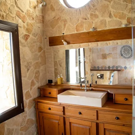 Apartment Le Sommet De La Tour, Vue, Calme Et Chevaux