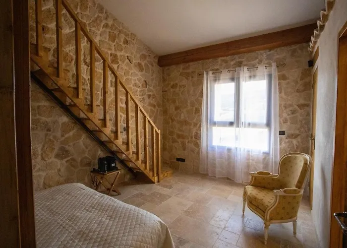 Apartment Le Sommet De La Tour, Vue, Calme Et Chevaux