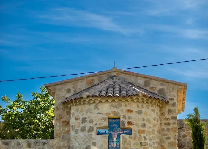 Apartment Le Sommet De La Tour, Vue, Calme Et Chevaux *